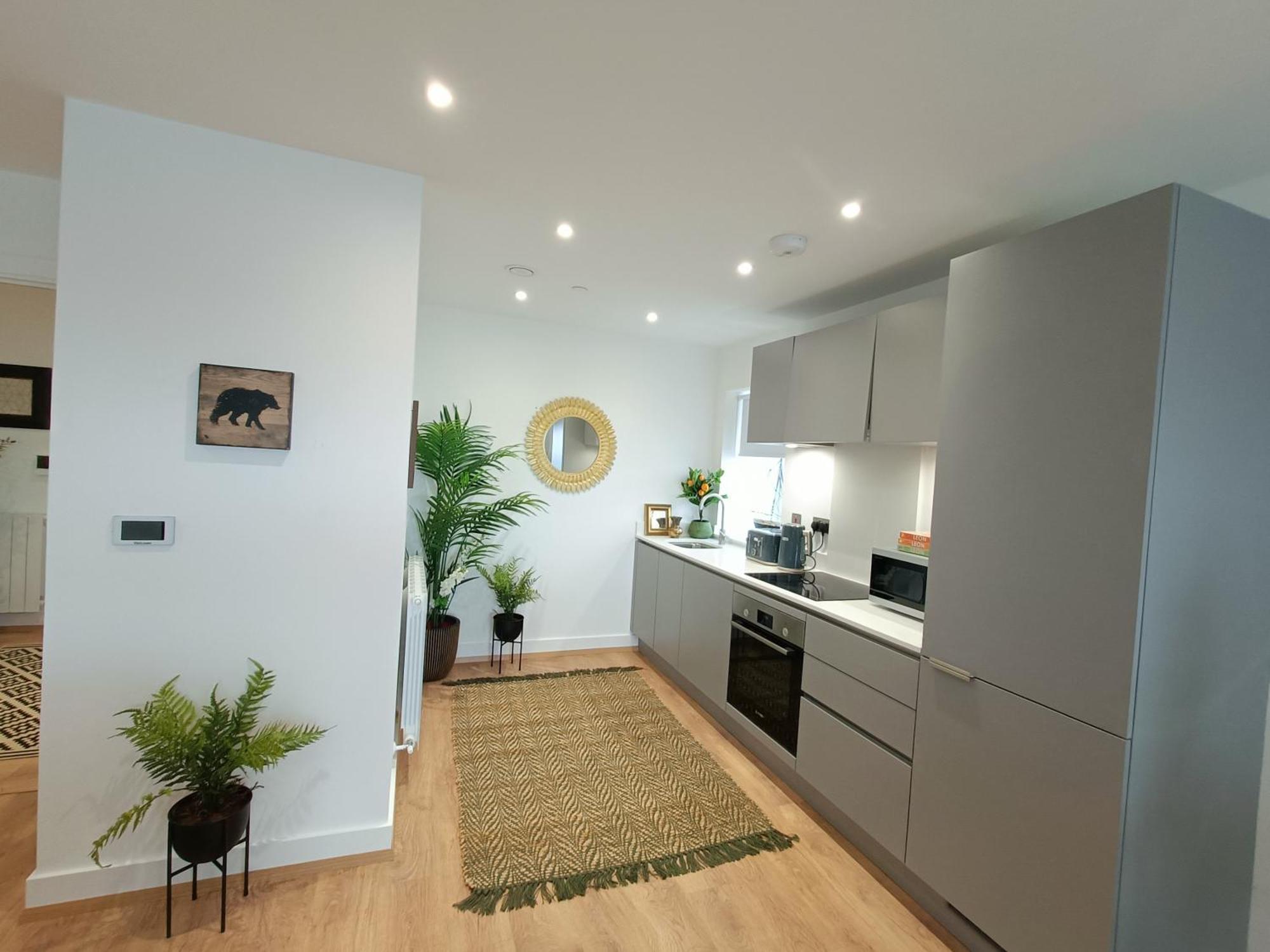 Snuggle Inn - Riverside Apartments - Views Over Looking London River Thames, Close To O2 Arena, London Excel, London City Airport, Thames Clipper- River Boat Service, Woolwich Ferry, Onsite Parking, Twin Room Option Available Εξωτερικό φωτογραφία
