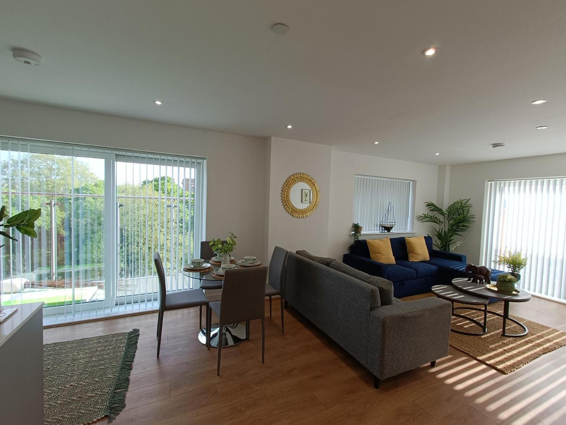 Snuggle Inn - Riverside Apartments - Views Over Looking London River Thames, Close To O2 Arena, London Excel, London City Airport, Thames Clipper- River Boat Service, Woolwich Ferry, Onsite Parking, Twin Room Option Available Εξωτερικό φωτογραφία