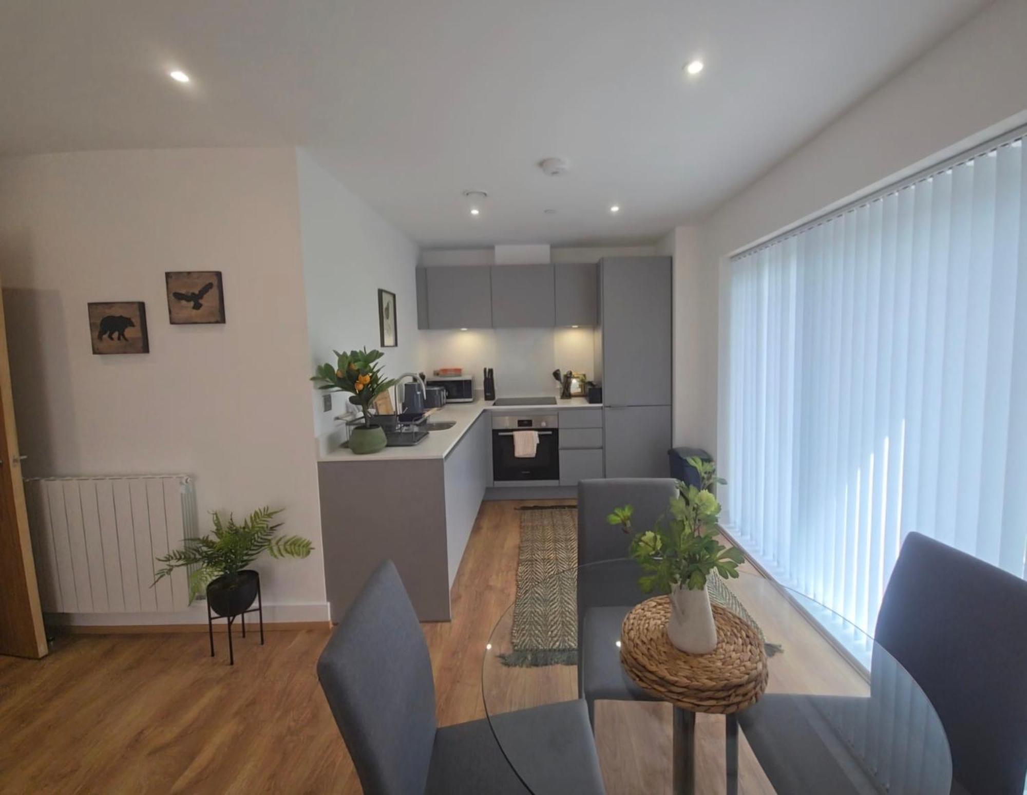 Snuggle Inn - Riverside Apartments - Views Over Looking London River Thames, Close To O2 Arena, London Excel, London City Airport, Thames Clipper- River Boat Service, Woolwich Ferry, Onsite Parking, Twin Room Option Available Εξωτερικό φωτογραφία